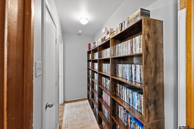 17215 Tarlton Road, Mabank, TX 75147