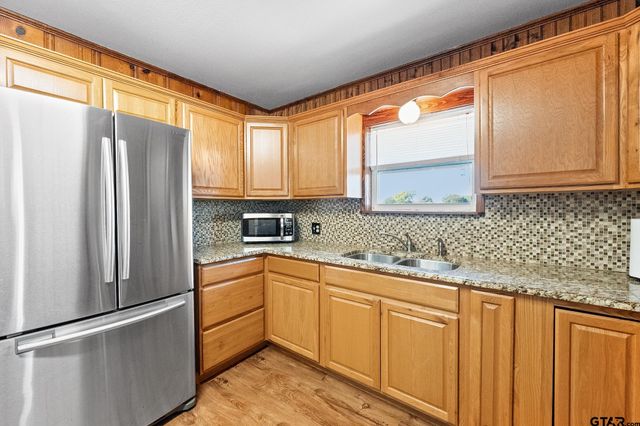 17215 Tarlton Road, Mabank, TX 75147