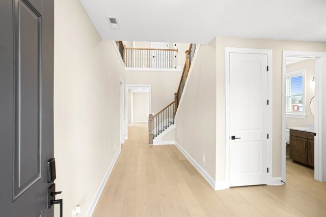 5951 Hunt Valley Drive, Spring Hill, TN 37174