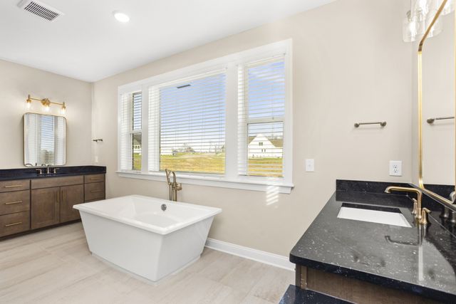 5951 Hunt Valley Drive, Spring Hill, TN 37174