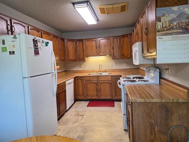 141 Heather Avenue, Evansdale, IA 50707