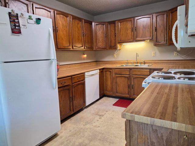 141 Heather Avenue, Evansdale, IA 50707