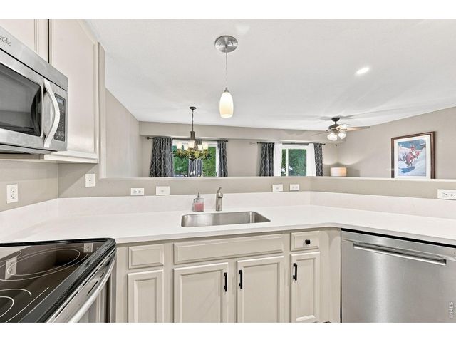 1684 Oak Creek Dr, Loveland, CO 80538