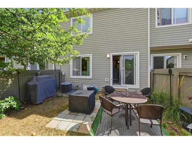 1684 Oak Creek Dr, Loveland, CO 80538