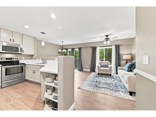 1684 Oak Creek Dr, Loveland, CO 80538