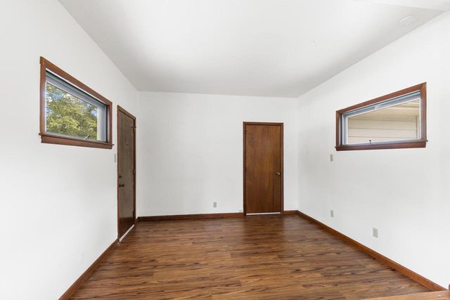 3301 E Carol COURT, Oak Creek, WI 53154