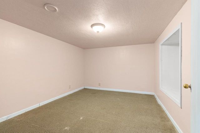 3301 E Carol COURT, Oak Creek, WI 53154