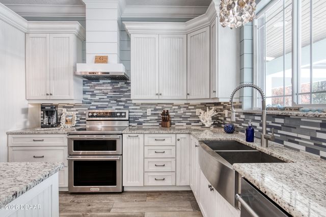 108 Pine Tree Drive, Ormond Beach, FL 32174