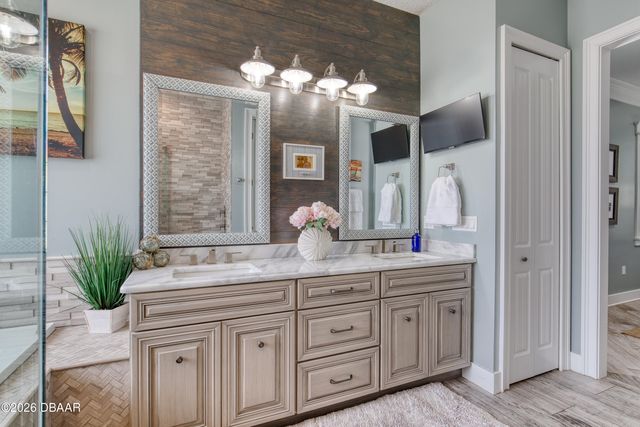 108 Pine Tree Drive, Ormond Beach, FL 32174