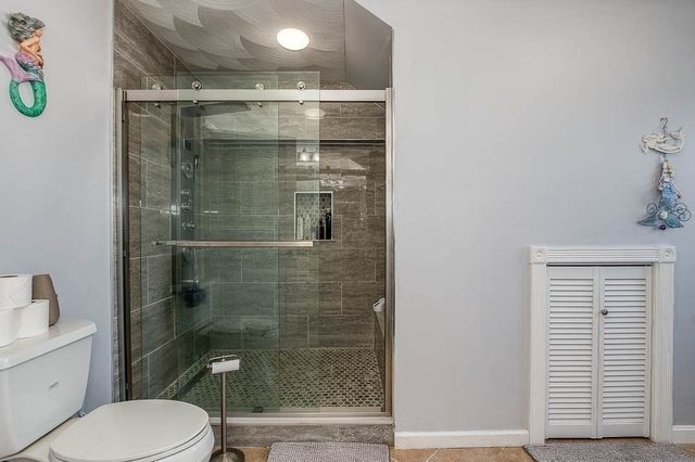 26 Washington Dr, Wareham, MA 02571