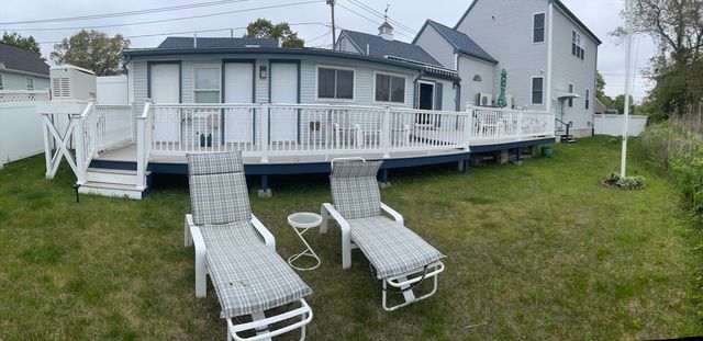 26 Washington Dr, Wareham, MA 02571