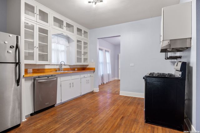 1532 W Huisache Ave, San Antonio, TX 78201