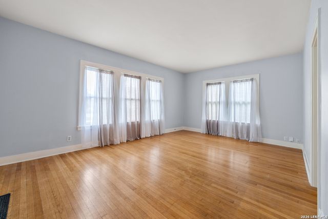 1532 W Huisache Ave, San Antonio, TX 78201