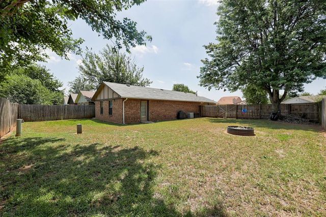 957 W Tesio Way, Mustang, OK 73064