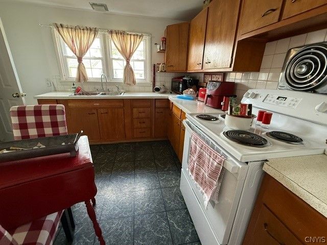 3835 Prospect Street, Vernon, NY 13421
