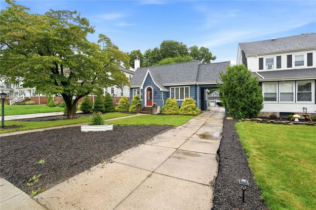519 prospect Street, Woonsocket, RI 02895