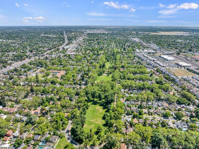 3025 7th Ave, Sacramento, CA 95817