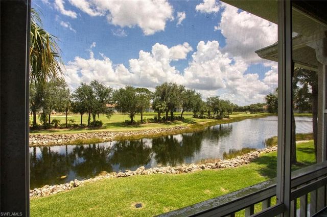 8083 Queen Palm LN 425, Fort Myers, FL 33966