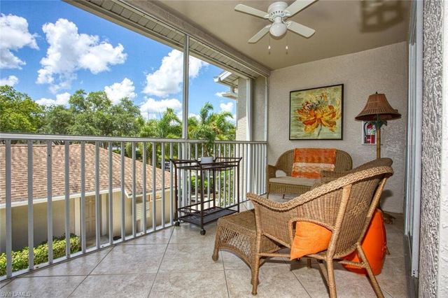 8083 Queen Palm LN 425, Fort Myers, FL 33966