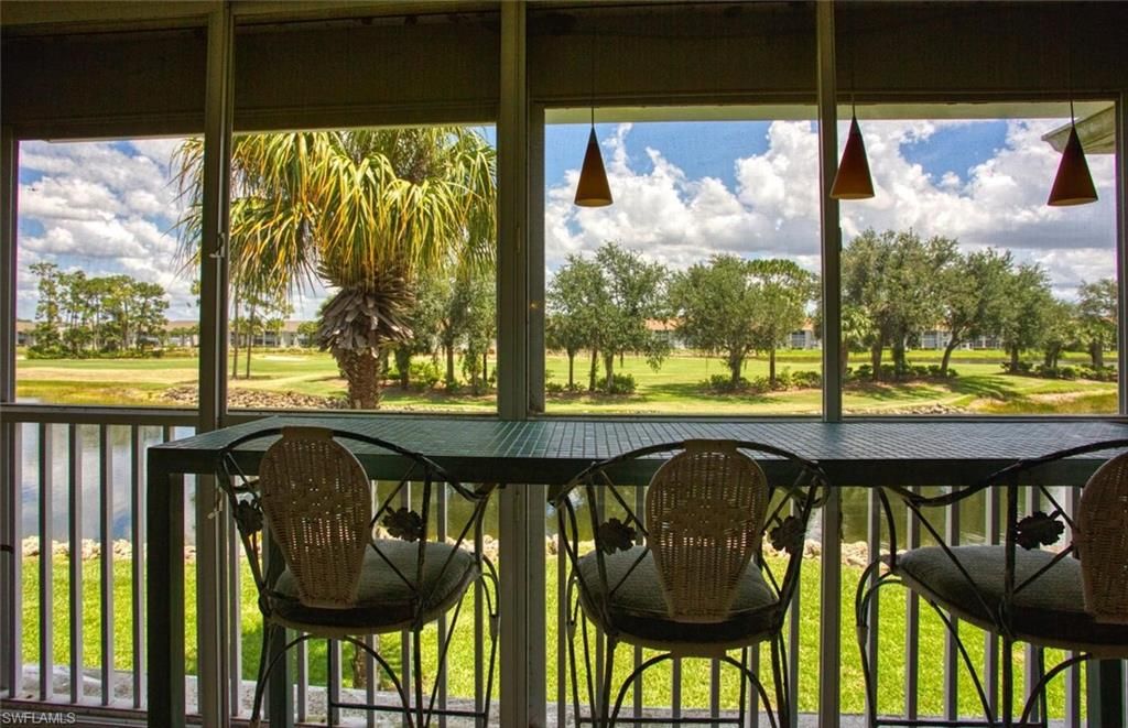 8083 Queen Palm LN 425, Fort Myers, FL 33966