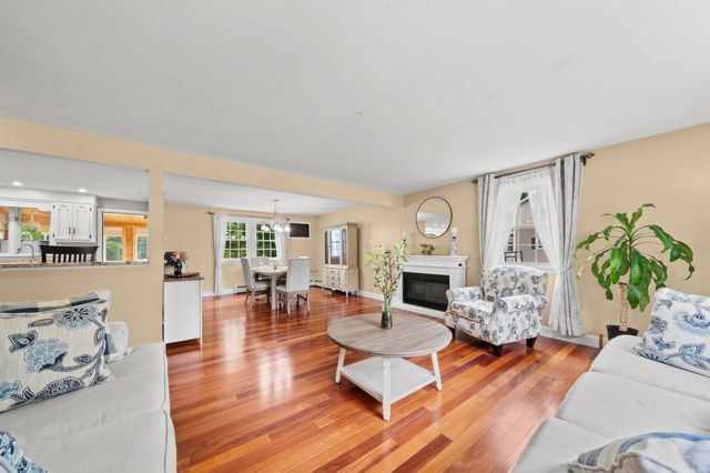 56 Sycamore Rd, Methuen, MA 01844