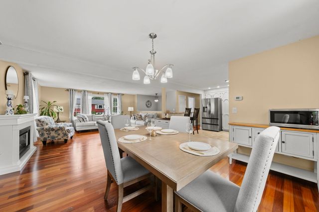56 Sycamore Rd, Methuen, MA 01844