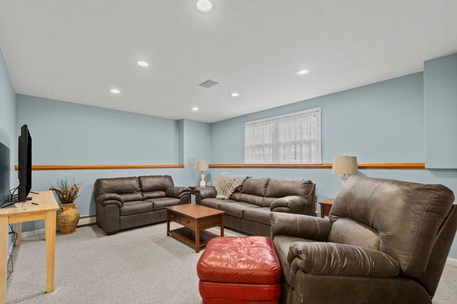 56 Sycamore Rd, Methuen, MA 01844