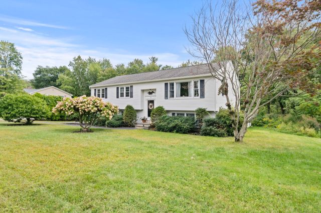 56 Sycamore Rd, Methuen, MA 01844