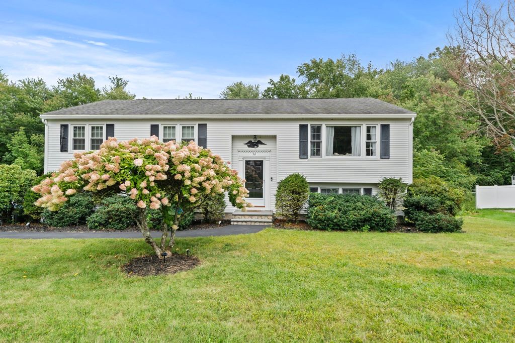 56 Sycamore Rd, Methuen, MA 01844