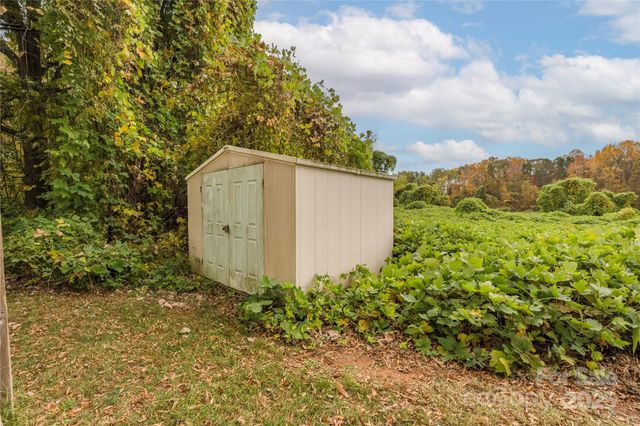 117 Clodfelter Road, Mooresville, NC 28115