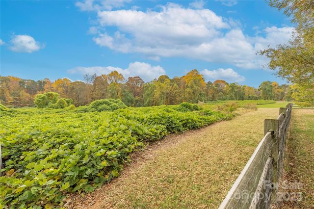 117 Clodfelter Road, Mooresville, NC 28115