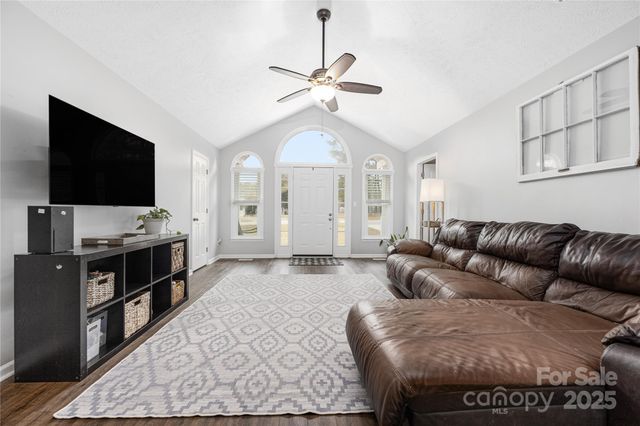 117 Clodfelter Road, Mooresville, NC 28115