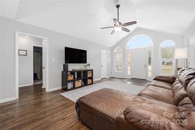 117 Clodfelter Road, Mooresville, NC 28115