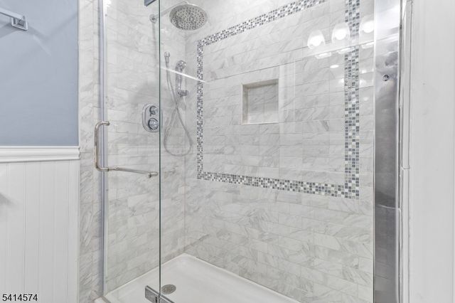 26 Winding Way, Holland Twp., NJ 08848