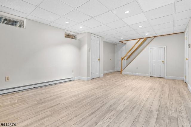 26 Winding Way, Holland Twp., NJ 08848