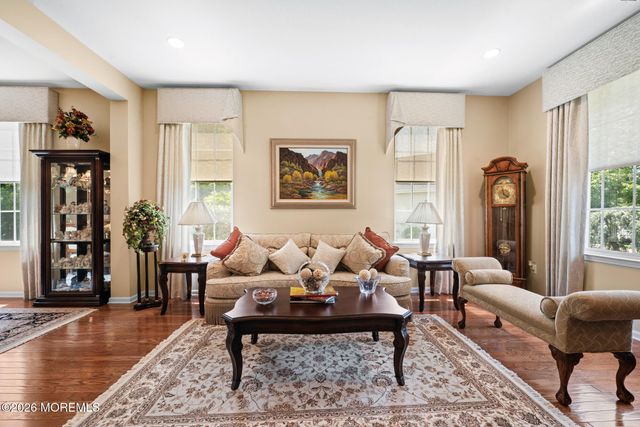 54 Portchester Drive, Jackson, NJ 08527