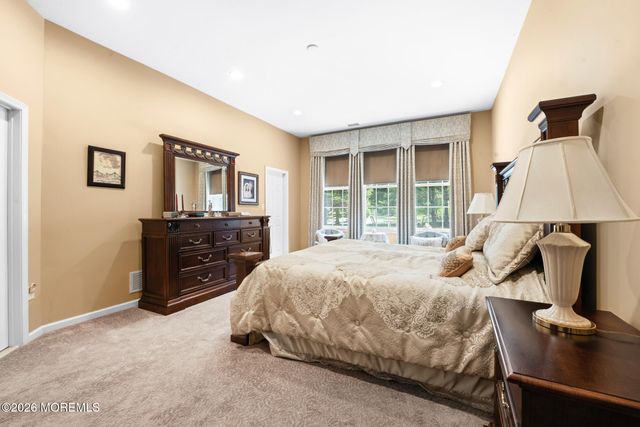 54 Portchester Drive, Jackson, NJ 08527