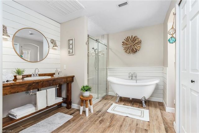 2326 27th ST, Cape Coral, FL 33914