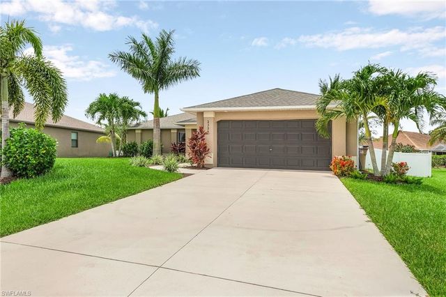 2326 27th ST, Cape Coral, FL 33914