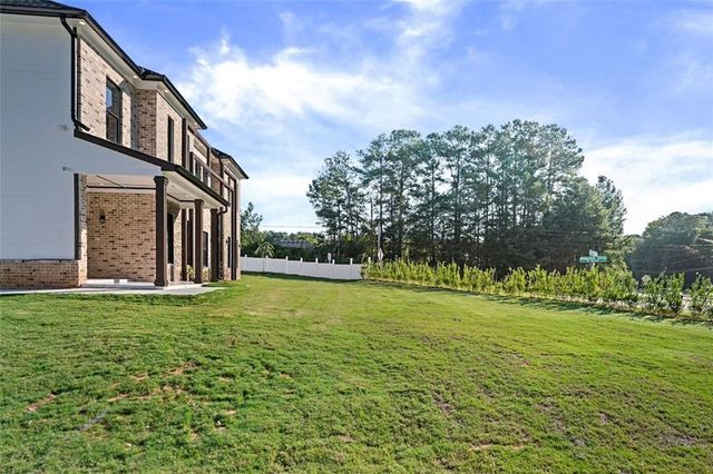 1515 Grayson Parkway, Grayson, GA 30017