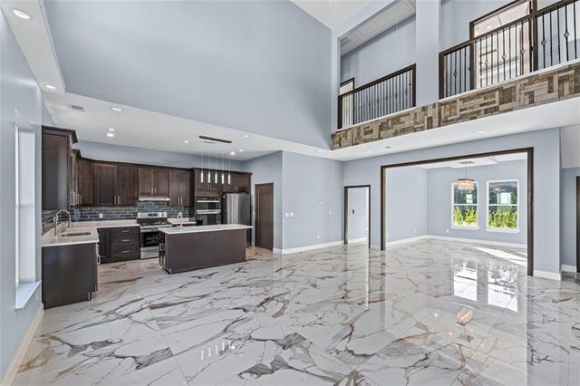 1515 Grayson Parkway, Grayson, GA 30017