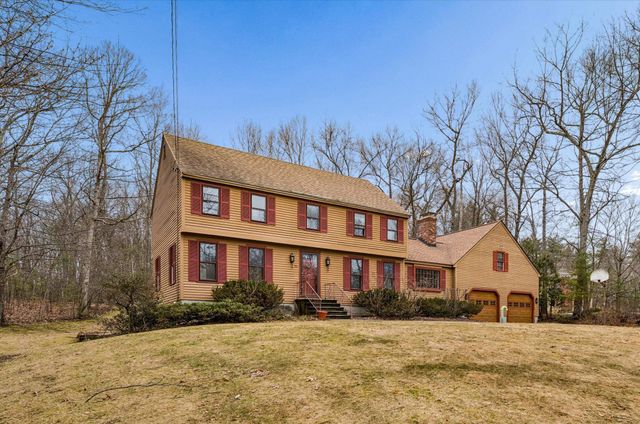 18 Gervaise Drive, Derry, NH 03038