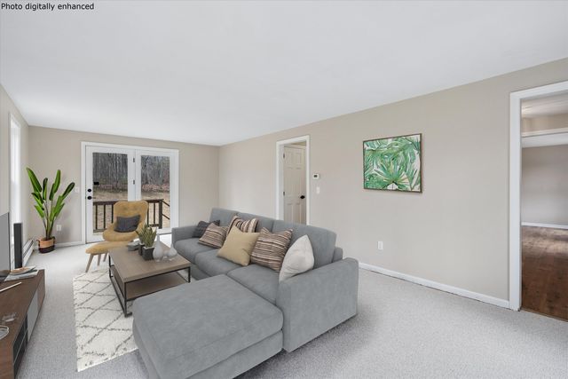 18 Gervaise Drive, Derry, NH 03038