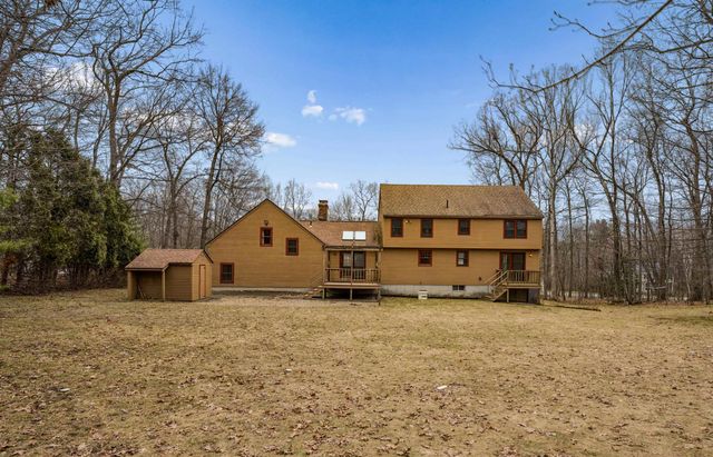 18 Gervaise Drive, Derry, NH 03038