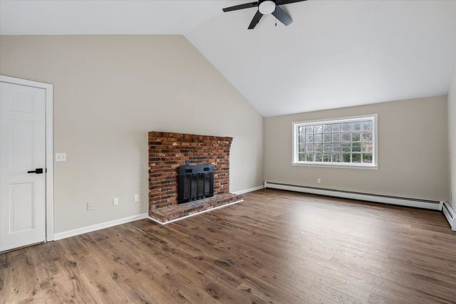 18 Gervaise Drive, Derry, NH 03038