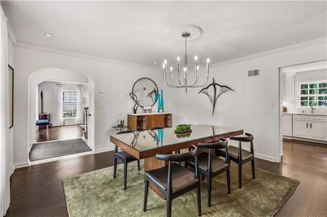 1207 W 67TH Terrace, Kansas City, MO 64113
