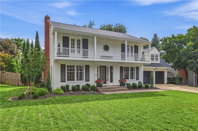 1207 W 67TH Terrace, Kansas City, MO 64113