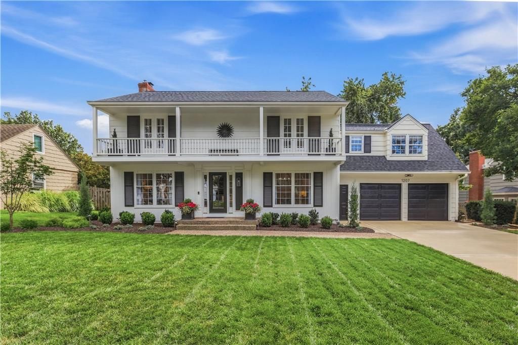 1207 W 67TH Terrace, Kansas City, MO 64113