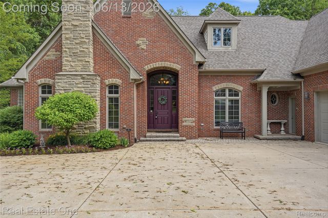 2764 Tall Timbers Drive, Milford Charter Township, MI 48380
