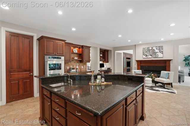 2764 Tall Timbers Drive, Milford Charter Township, MI 48380